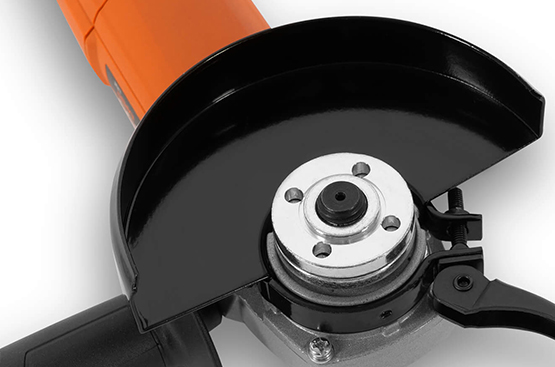 Кнопка фиксации шпинделя